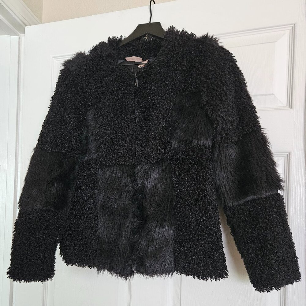 Buckle Black Furry XS Willow Root Jacket